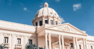 Abinader forma comisión para abrir Museo Histórico de Abril