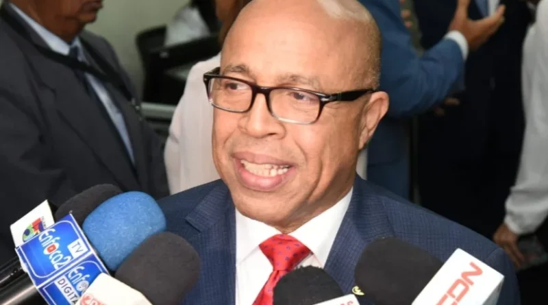 Alfredo Pacheco elige alcaldía sobre Secretaría General del PRM