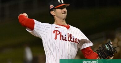 Andrew Painter, el novato, se une al roster de los Phillies