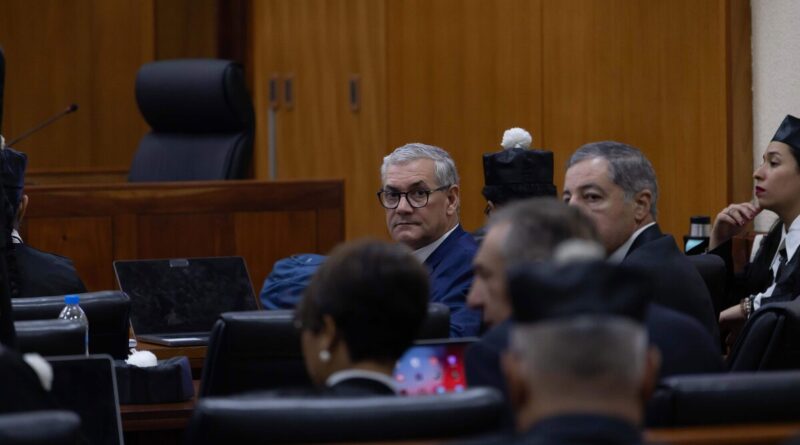 Audiencia preliminar por corrupción de exministros se reanuda viernes