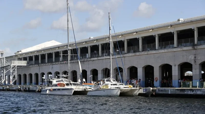 Barcos con ayuda de México llegan a Cuba tras su desaparición