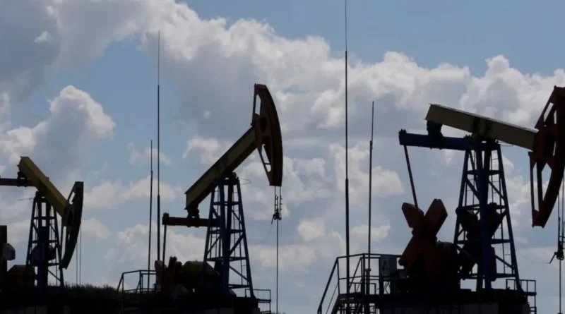 Caen precios del petróleo tras tregua de Trump con Irán
