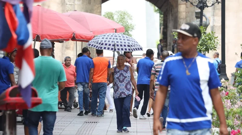 Calor y chubascos este sábado en varias provincias de RD