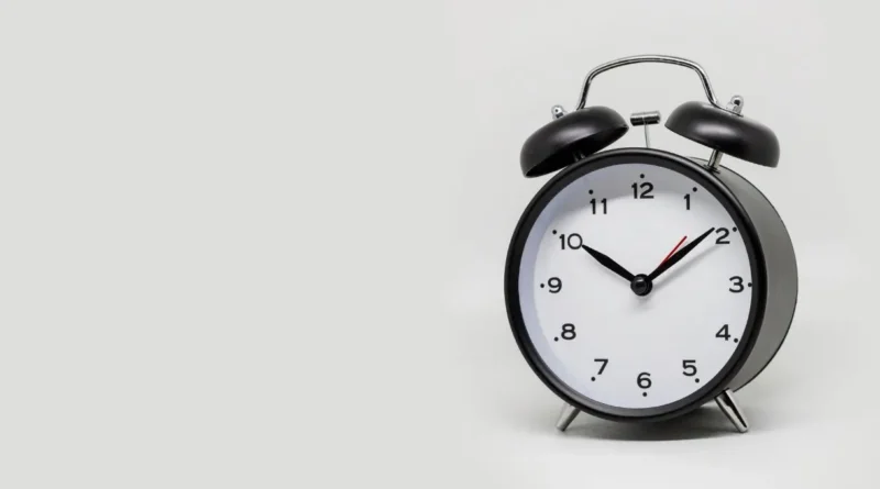 Chile define regiones que no cambiarán la hora este año