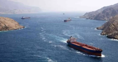 Cierre del estrecho de Ormuz: 200 barcos varados y crisis energética