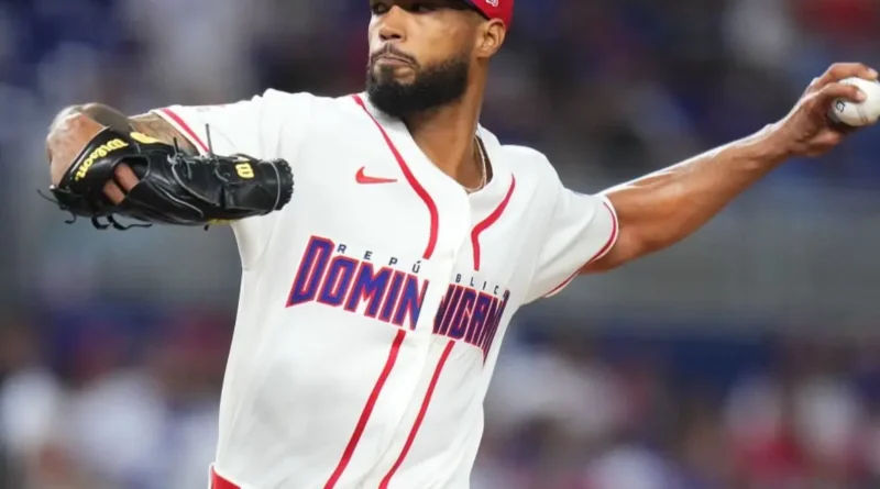 Cristopher Sánchez logra 4 ponches históricos en el Clásico