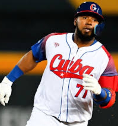 Cuba e Italia triunfan y siguen invictos en el torneo