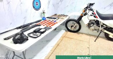 Desmantelan banda de robos de motocicletas en Villa Riva