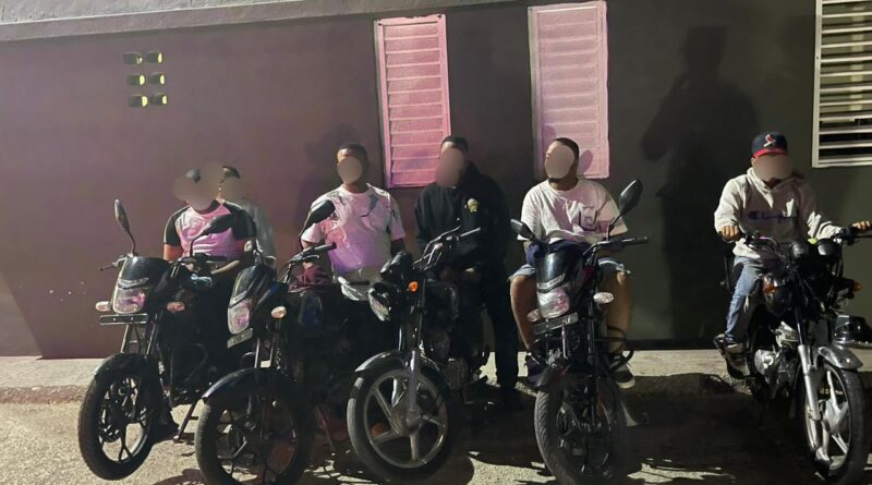 Desmantelan banda en Las Matas: 3 policías y 3 civiles arrestados