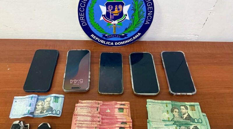 Desmantelan red de ciberdelincuencia en allanamientos en Santiago