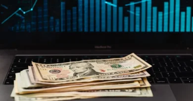 Dólar en Chile supera $915 por tensiones en Medio Oriente