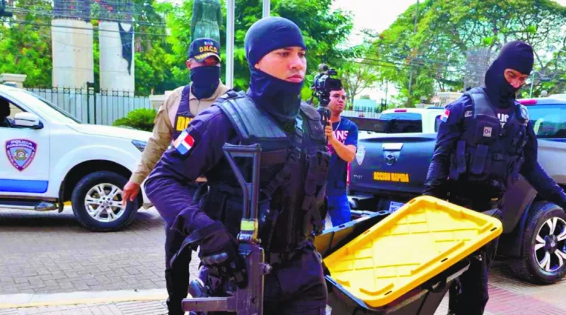 Fiscales usarán cámaras corporales en allanamientos desde abril