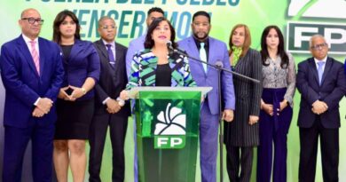 Fuerza del Pueblo denuncia reforma policial y fallas en seguridad