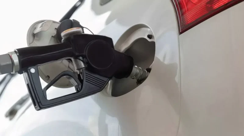 Gobierno ajustará MEPCO por decreto ante aumento de combustibles