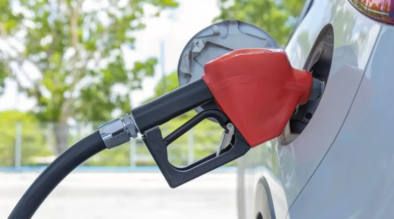Gobierno anuncia drástico aumento de combustibles desde jueves