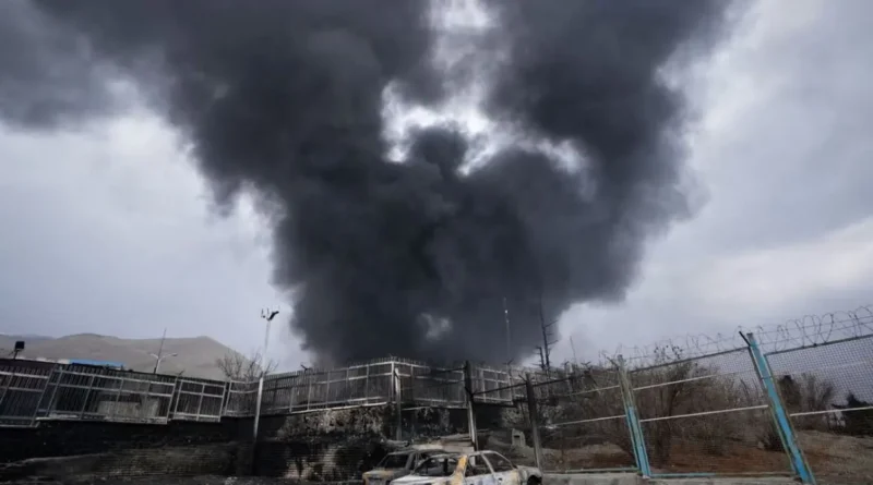 Guerra en Irán provoca crisis petrolera y afecta 20% suministro global