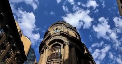 IPSA cae 0,28% mientras Brent supera US$72 en Santiago