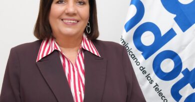 Indotel elige a Desirée Logroño Dina como nueva directora ejecutiva