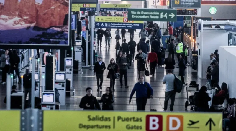 MOP en Santiago relanza licitación para expansión del aeropuerto