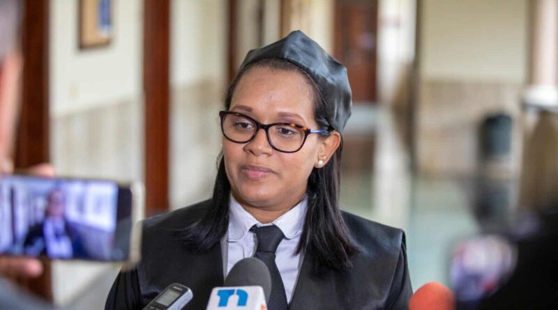 Mirna Ortiz asegura que corrupción no está en peligro tras escándalo