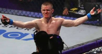 Paul Hughes se retira de la PFL Belfast por lesión, Kelly al frente