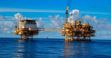 Petróleo supera los US$77 por tensiones en Medio Oriente