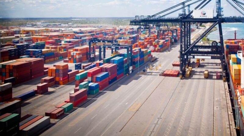 RD impulsa comercio y alcanza récord de US$44 mil millones