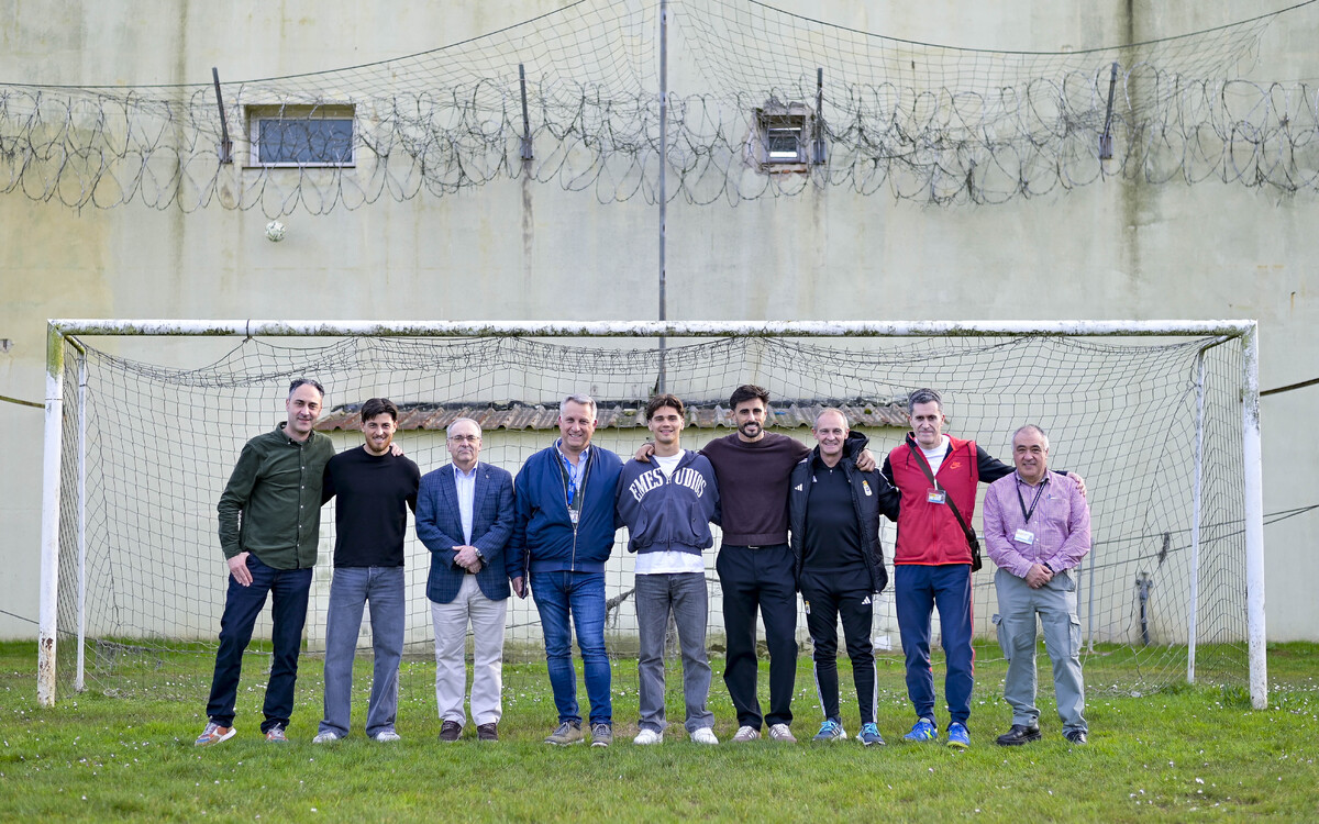 Real Oviedo fortalece compromiso social en centro penitenciario