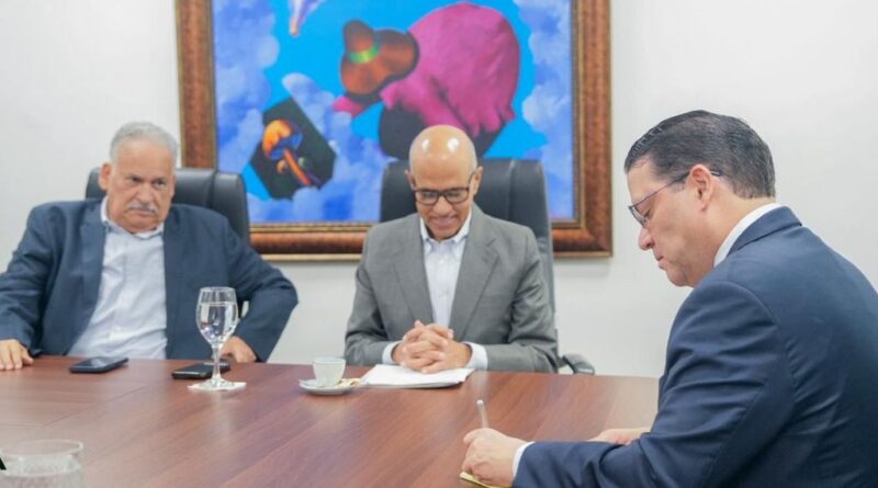 Sanz Lovatón se reúne con sector de provisiones para garantizar suministro