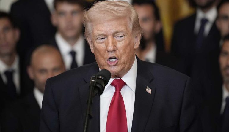 Trump asegura que Venezuela está "estabilizada" y exporta petróleo a Houston