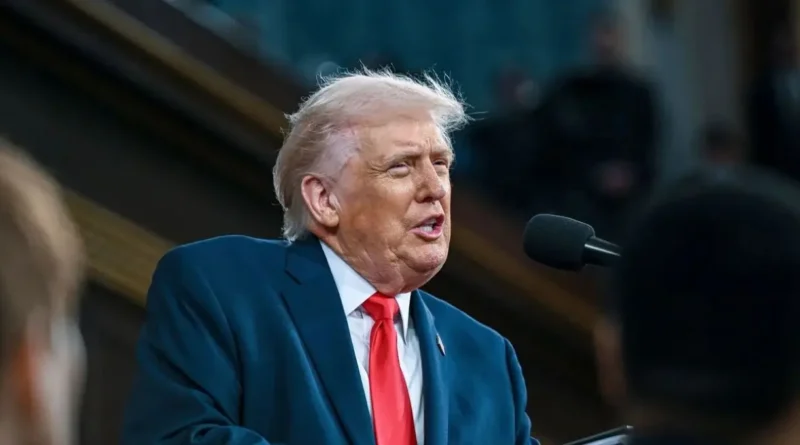 Trump congela arancel global del 15% y extiende el 10% por 150 días