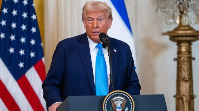 Trump considera alza del petróleo un pequeño costo por la paz