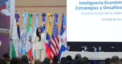 Yeni Berenice Reynoso propone combatir delito con economía del crimen