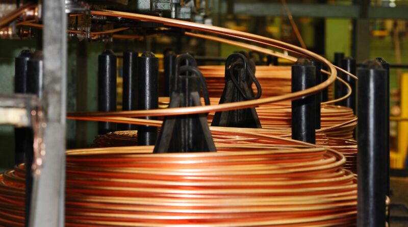 Cobre alcanza US$ 5,967 la libra y se acerca a los US$ 6
