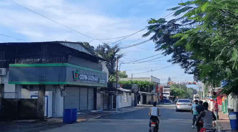 Comercio cerrado y vías despejadas en inicio de huelga en Cibao