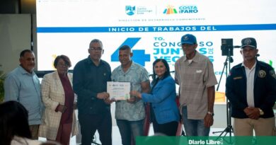 Congreso en Santo Domingo Este busca reformar juntas de vecinos