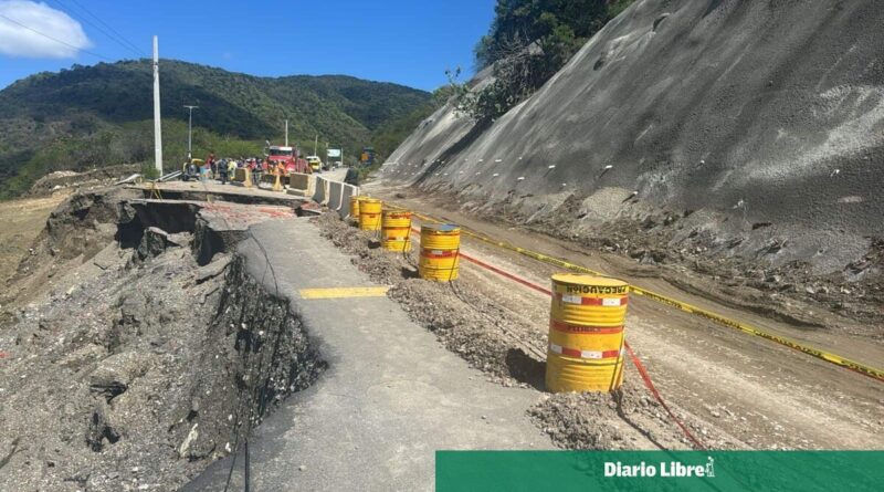 Construirán paso provisional en Ocoa tras cierre por socavón