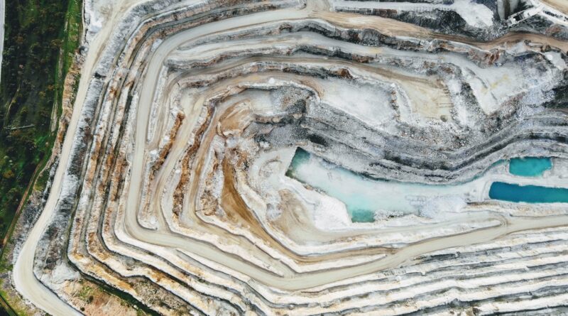 Corfo lanza proyectos para recuperar relaves con minerales clave