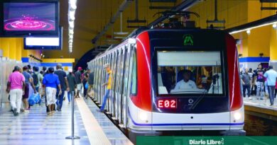 Crisis de salud en metro: conductores sufren hombros desgastados