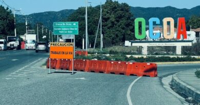 Derrumbe cierra carretera hacia San José de Ocoa y genera desvíos