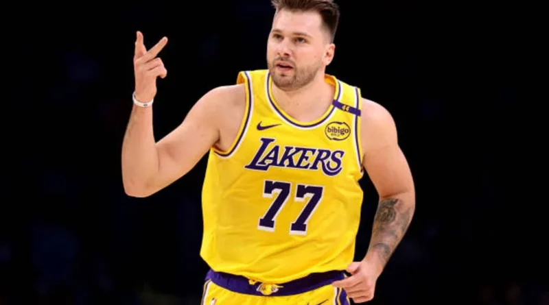 Dončić competirá por el MVP tras excepción por paternidad