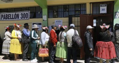 Fiscalía de Perú investiga ONPE por retraso en apertura de locales