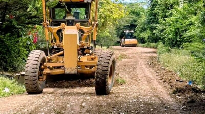 Habilitan vía alterna en carretera turística Luperón para tránsito