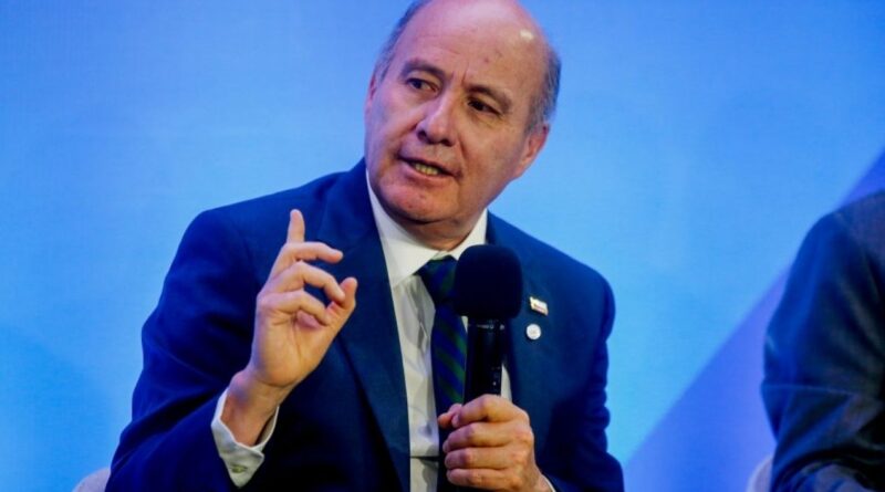 Hacienda defiende a Jorge Quiroz en conflicto por Codelco