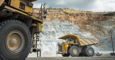 Incertidumbre regulatoria frena explotación de minerales en BC