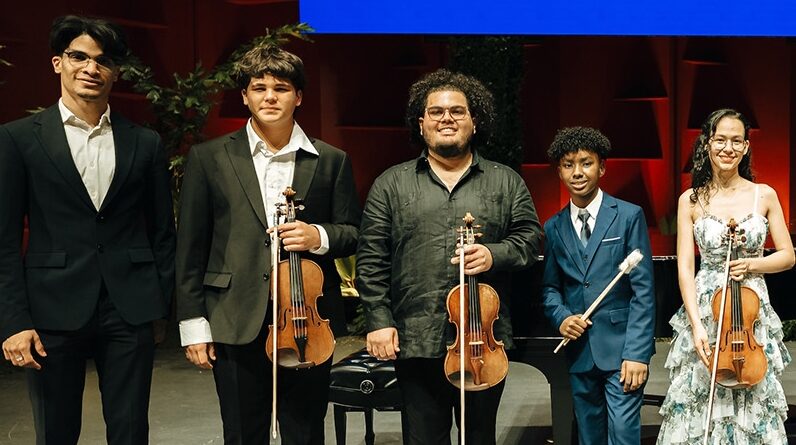 Jóvenes músicos dominicanos brillan en BritchamDR 2026