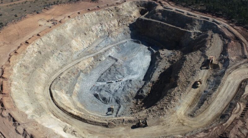 Kingston destaca alta ley en perforación de Southern Ore Zone