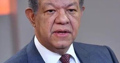 Leonel Fernández denuncia aviso tardío y urge drenaje pluvial