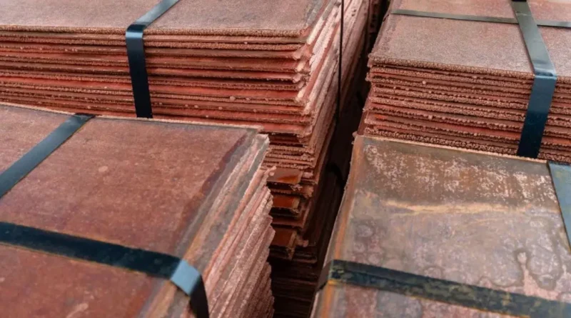 Optimismo global eleva el precio del cobre por avances en Oriente Medio
