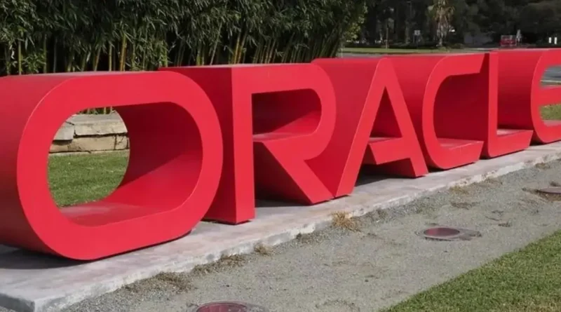 Oracle despide empleados y aumenta inversión en centros de datos IA
